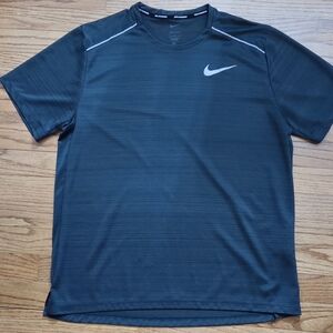 Nike Men's Dark Gray Performance Tee